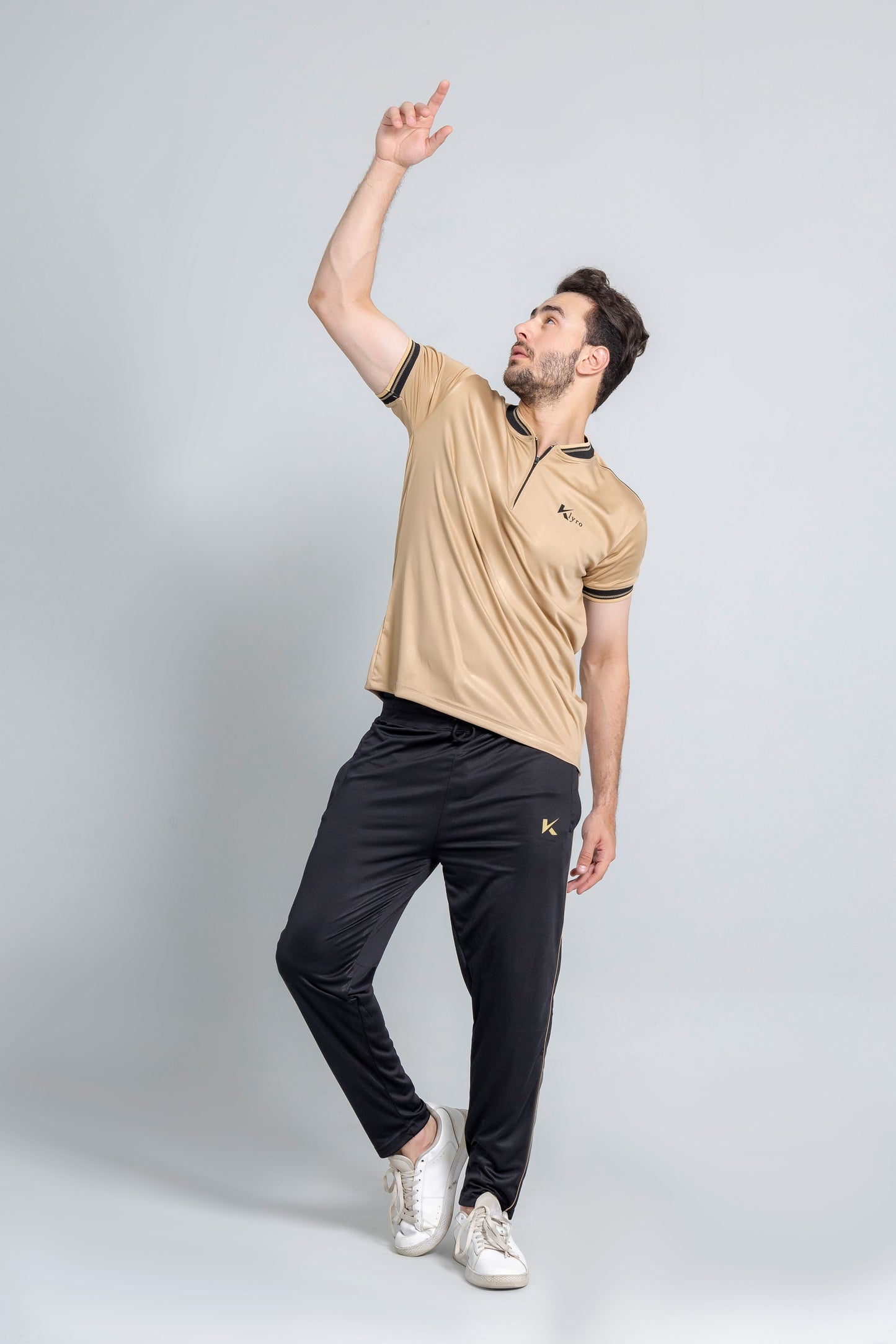 "AlphaEdge activewear tracksuit front view men's summer wear KLYRO"